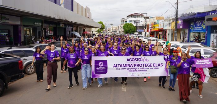 Caminhada encerra Agosto Lilás e reforça rede de proteção às mulheres em Altamira